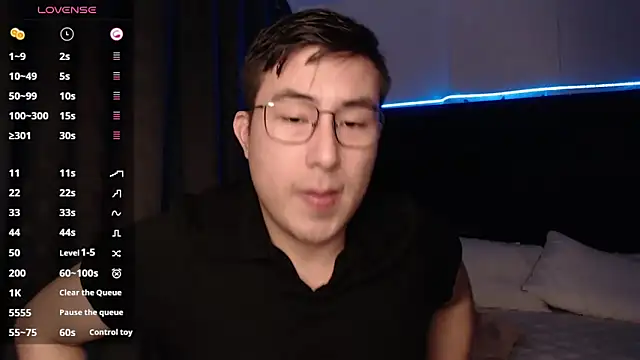 Snapshot of andrewmhilton_ chatting on October 4, 2025, 5:53 am andrewmhilton online show from October 4, 2025, 5:53 am