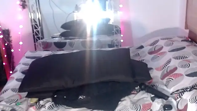 Snapshot of Kenya_Agu chatting on January 16, 2025, 1:27 am Kenya Agu online show from January 16, 2025, 1:27 am