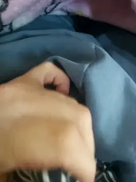 Snapshot of maxxx20202020 chatting on December 17, 2025, 9:58 am maxxx20202020 online show from December 17, 2025, 9:58 am