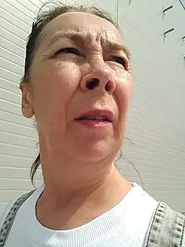 Celine Faer1 online show from May 28, 2026, 7:27 am