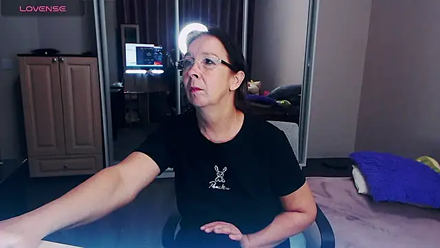 Celine Faer1 online show from May 11, 2026, 2:56 pm