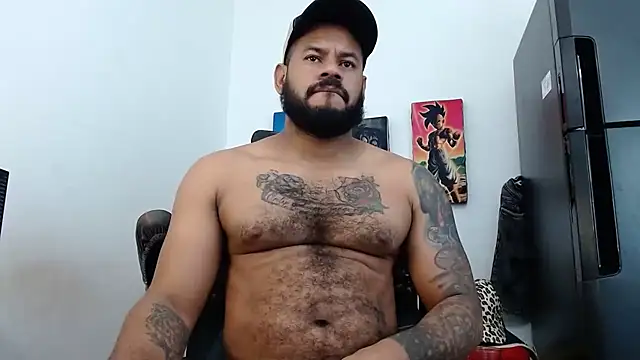 Snapshot of Damian64420 chatting on February 4, 2026, 2:17 am Damian64420 online show from February 4, 2026, 2:17 am