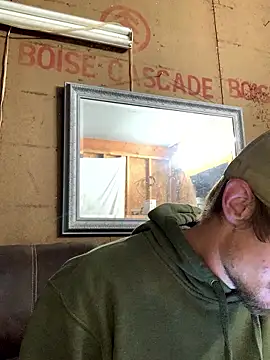 Midwestalpha online show from January 14, 2026, 8:07 am