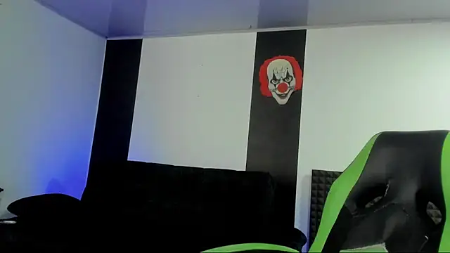 jhonnysnow17 online show from March 17, 2025, 5:34 am