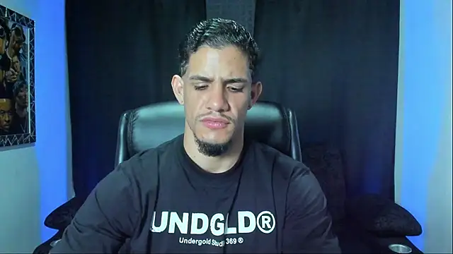 jhonnysnow17 online show from February 22, 2026, 3:31 am