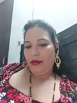 Snapshot of Poojabhabi101 chatting on October 11, 2025, 6:58 am Poojabhabi101 online show from October 11, 2025, 6:58 am