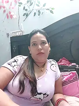 Snapshot of Poojabhabi101 chatting on November 22, 2025, 6:23 am Poojabhabi101 online show from November 22, 2025, 6:23 am