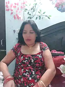 Snapshot of Poojabhabi101 chatting on November 7, 2025, 5:56 am Poojabhabi101 online show from November 7, 2025, 5:56 am