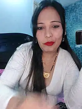 Snapshot of Poojabhabi101 chatting on February 11, 2025, 5:16 am Poojabhabi101 online show from February 11, 2025, 5:16 am
