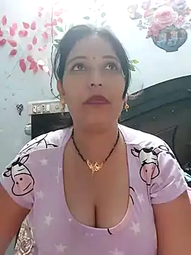 Snapshot of Poojabhabi101 chatting on October 25, 2025, 5:46 pm Poojabhabi101 online show from October 25, 2025, 5:46 pm