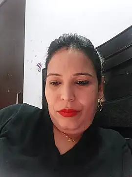 Snapshot of Poojabhabi101 chatting on January 31, 2025, 7:18 am Poojabhabi101 online show from January 31, 2025, 7:18 am