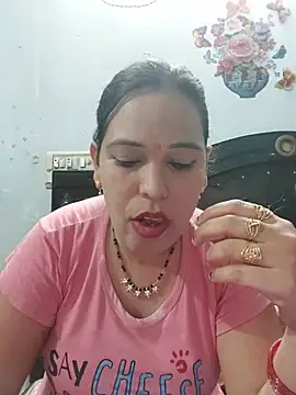 Snapshot of Poojabhabi101 chatting on July 22, 2026, 5:20 am Poojabhabi101 online show from July 22, 2026, 5:20 am