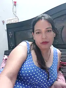 Snapshot of Poojabhabi101 chatting on September 9, 2025, 5:39 am Poojabhabi101 online show from September 9, 2025, 5:39 am