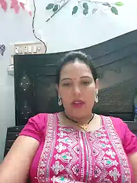 Snapshot of Poojabhabi101 chatting on October 28, 2025, 6:56 am Poojabhabi101 online show from October 28, 2025, 6:56 am
