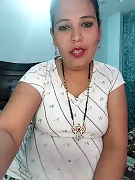 Snapshot of Poojabhabi101 chatting on January 28, 2025, 10:56 am Poojabhabi101 online show from January 28, 2025, 10:56 am