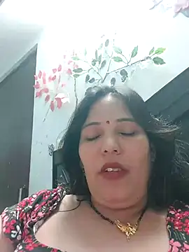 Snapshot of Poojabhabi101 chatting on November 23, 2025, 8:13 am Poojabhabi101 online show from November 23, 2025, 8:13 am