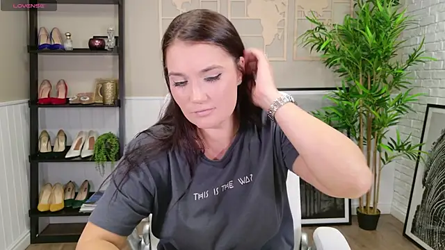 SelineSole online show from September 9, 2025, 5:22 pm