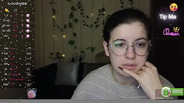 Aminabeatris online show from February 26, 2026, 6:24 am