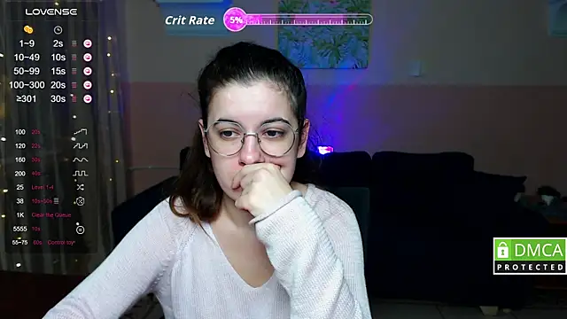 Aminabeatris online show from November 25, 2025, 6:25 am