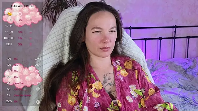 Snapshot of lil_luna_x chatting on May 15, 2026, 2:48 pm lil luna x online show from May 15, 2026, 2:48 pm