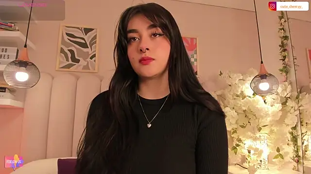 cute  cherry  online show from November 12, 2025, 8:45 pm