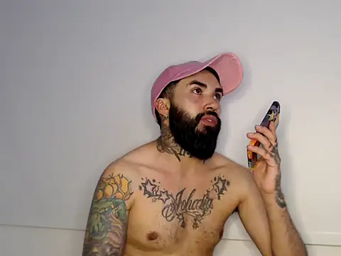 transgenderboy online show from May 27, 2026, 1:26 am