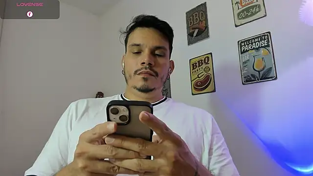 Snapshot of alejandro_stark chatting on January 15, 2026, 8:51 am alejandro stark online show from January 15, 2026, 8:51 am