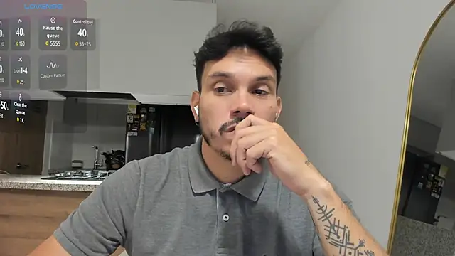 alejandro stark online show from October 11, 2025, 4:35 am