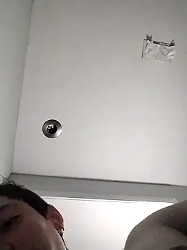 LiverandBrat77 online show from February 8, 2025, 3:52 am