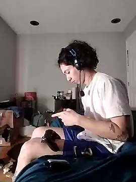 LiverandBrat77 online show from January 9, 2025, 6:38 am