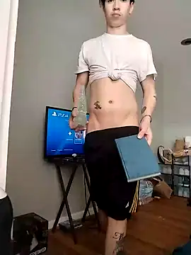 LiverandBrat77 online show from February 7, 2025, 4:14 pm