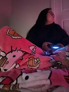 Snapshot of LiverandBrat77 chatting on March 2, 2026, 11:11 pm LiverandBrat77 online show from March 2, 2026, 11:11 pm