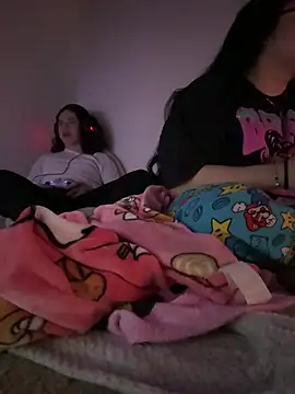 Snapshot of LiverandBrat77 chatting on February 17, 2026, 3:04 am LiverandBrat77 online show from February 17, 2026, 3:04 am