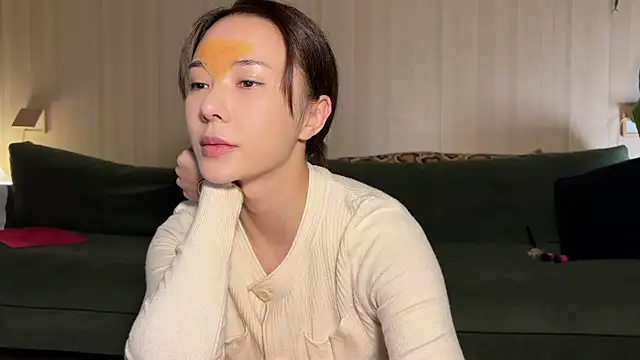 grandeeney online show from November 14, 2025, 1:26 pm