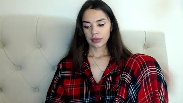 Mika Gold online show from October 27, 2025, 4:19 pm