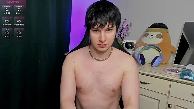 Snapshot of Vincent_Strong chatting on March 1, 2026, 8:36 am Vincent Strong online show from March 1, 2026, 8:36 am