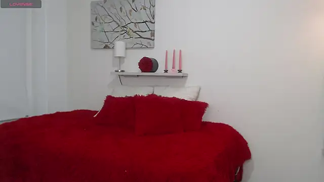 sofia perez    online show from March 12, 2026, 7:51 pm