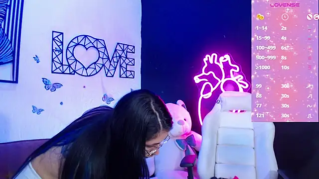 demyanderson  online show from March 11, 2025, 3:36 am