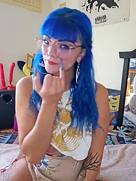 anyalikestosuck online show from September 19, 2025, 6:34 pm