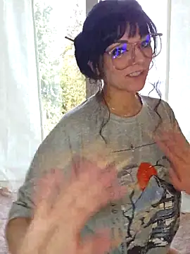 anyalikestosuck online show from February 27, 2025, 8:09 pm