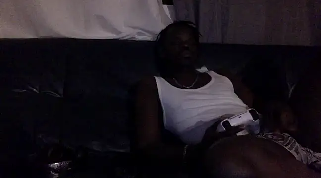 Snapshot of PrinceofZamunda752 chatting on March 1, 2025, 1:00 am PrinceofZamunda752 online show from March 1, 2025, 1:00 am