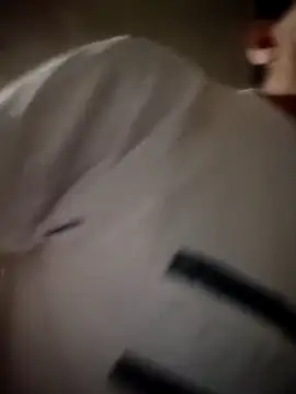 Snapshot of manuel1976 chatting on April 8, 2026, 2:24 am manuel1976 online show from April 8, 2026, 2:24 am