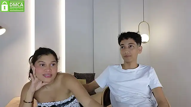 hot little bunny online show from May 30, 2026, 9:42 pm