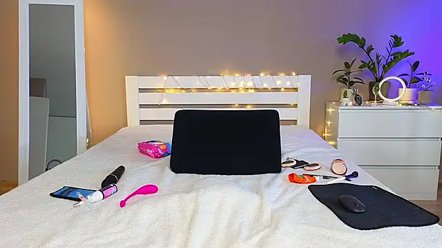 tanya goddesss online show from February 25, 2025, 12:38 pm