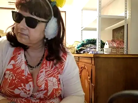 Samantha Squirtxh online show from May 12, 2026, 9:32 pm