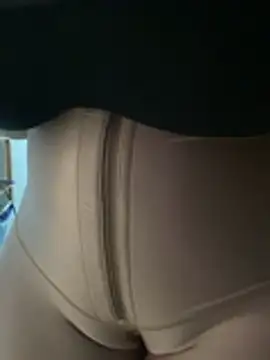 Snapshot of LiraRusso chatting on January 12, 2026, 1:12 am LiraRusso online show from January 12, 2026, 1:12 am