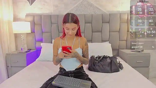 CinthiaCollins online show from March 4, 2025, 9:43 pm