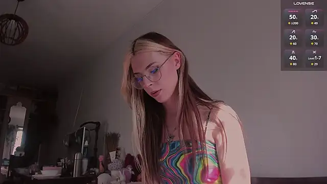 Snapshot of _eva__pleasure_ chatting on April 4, 2026, 6:53 am eva pleasure online show from April 4, 2026, 6:53 am