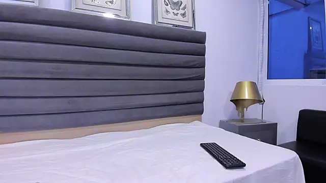 MarieKoster online show from February 18, 2026, 12:56 pm