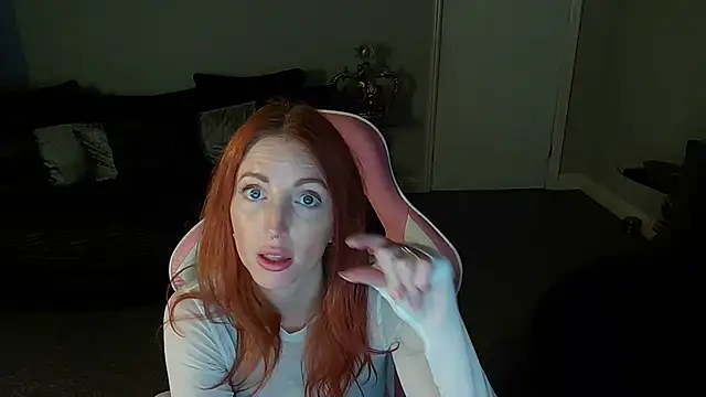 Red firesquirt online show from November 4, 2025, 3:16 pm